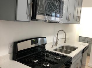 2858 N Central Park Ave #1, Chicago, IL 60618