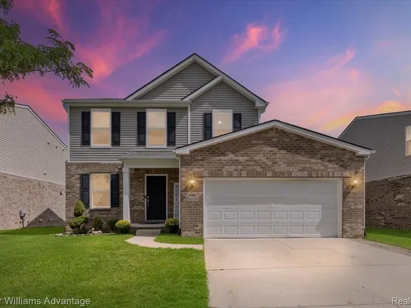 8228 Quincy Dr, Westland, MI 48185