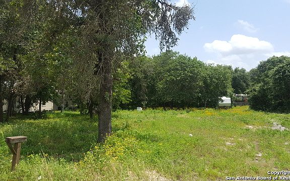 5th image of 23038 Fawn Trail Dr
