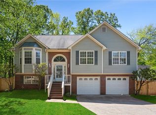 519 Gregory Ln, Acworth, GA 30102