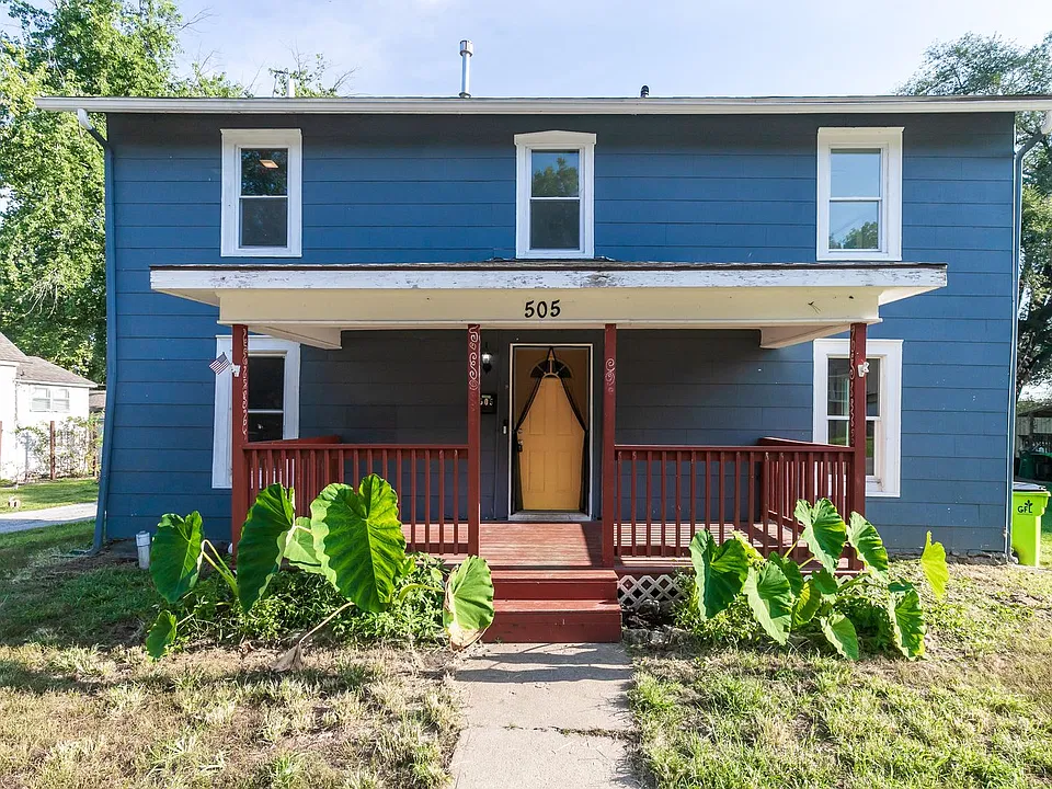505 E Wall St