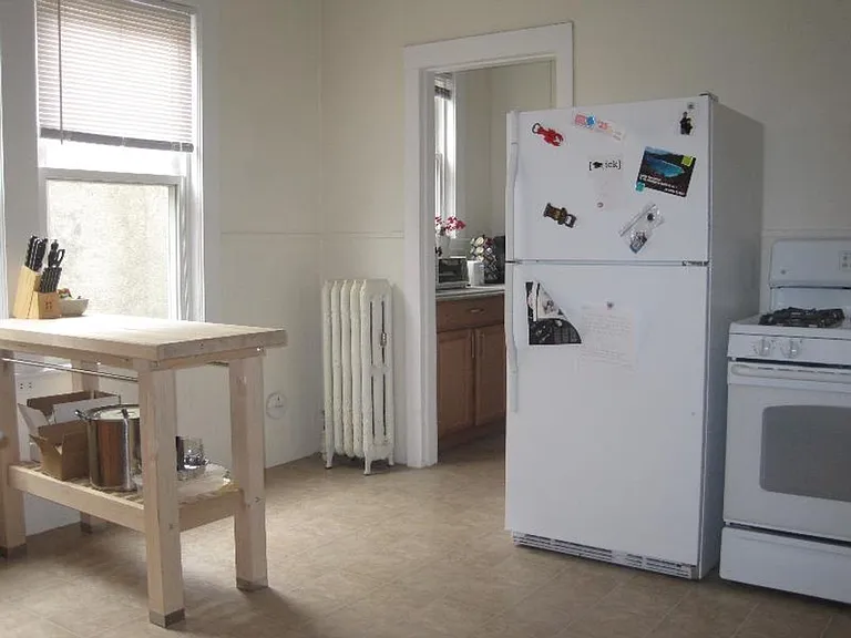 202 Rawson Rd #D1 — Photo 8