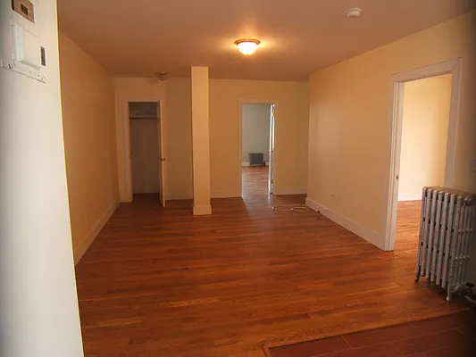 Rented by Joel Weisz, LREB | media 3