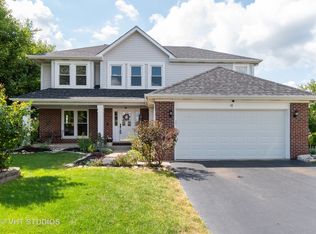 10 Timber Mill Ct, Bolingbrook, IL 60490