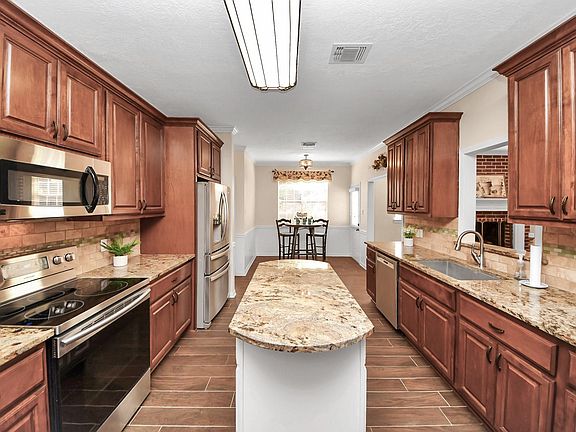 4th image of 14515 Moss Creek Ln