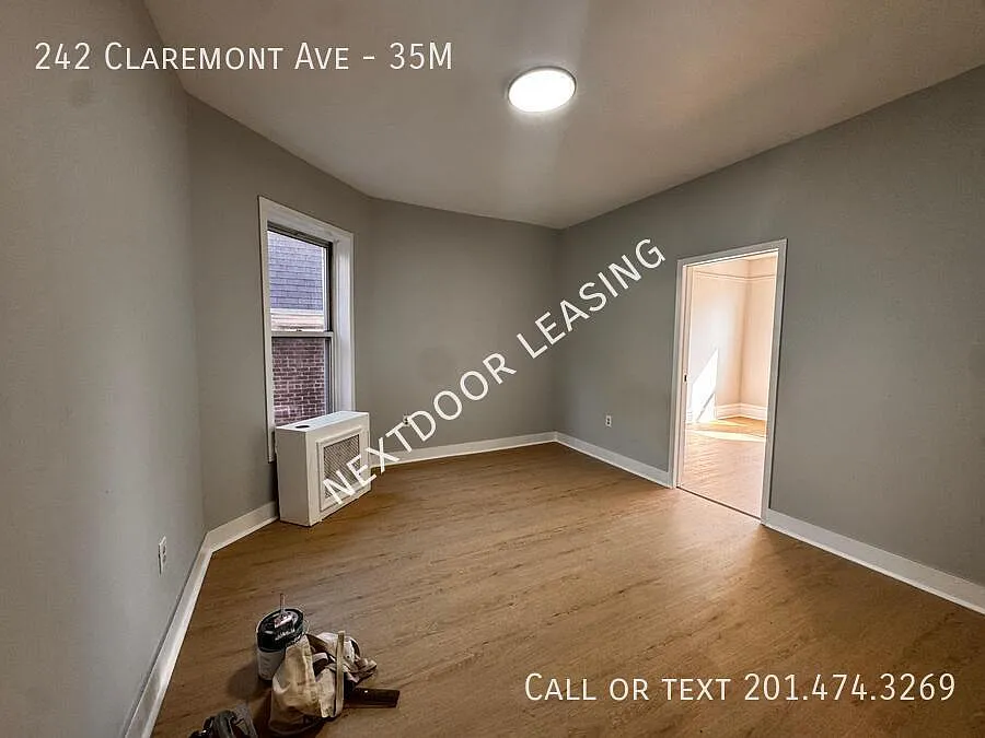 242 Claremont Ave — Photo 3