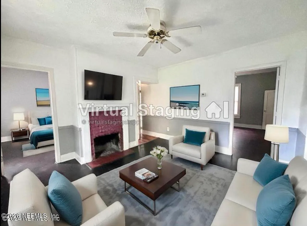 3 bed, 1.0 bath, 1200 sqft, $1,700 — Photo 4