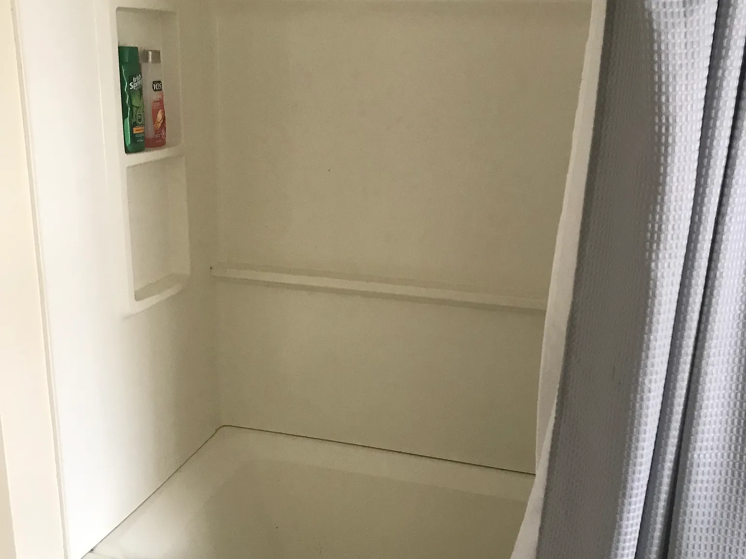 2 bed, $2,500 — Photo 3
