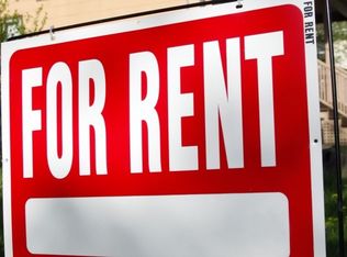 4161 S 104th St, Greenfield, WI 53228