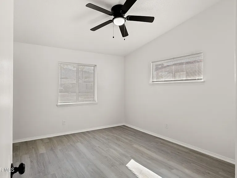 249 Vista Bonita St — Photo 16