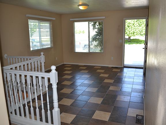 5th image of 9749 N Ferguson Dr