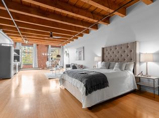 55 Cordova St E #315, Vancouver, BC V6A 0A5