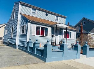 103 Sterry St, Pawtucket, RI 02860