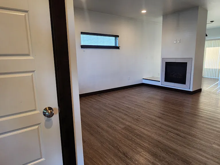 1002 Rosa Way #1 — Photo 7