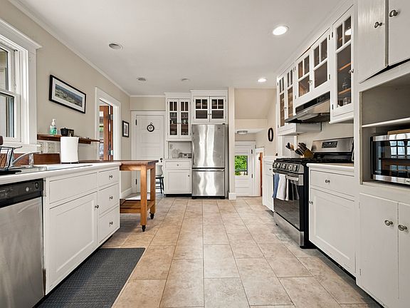 5th image of 17 Briarstone Rd