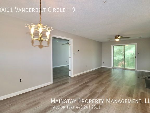 3rd image of 10001 Vanderbilt Cir APT 9