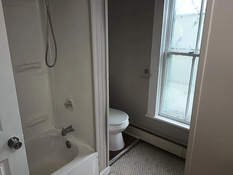 16-18 Orchard St #2 — Photo 14