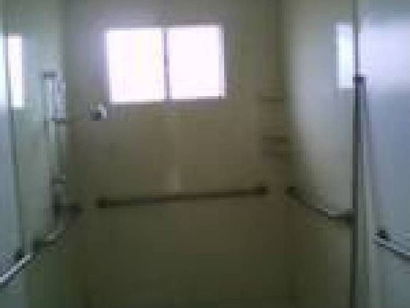 5th image of 352 S 18th St