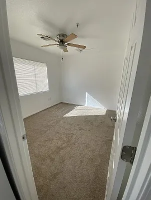 1559 Courtney Place — Photo 3