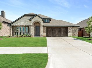 229 Resting Place Rd, Waxahachie, TX 75165