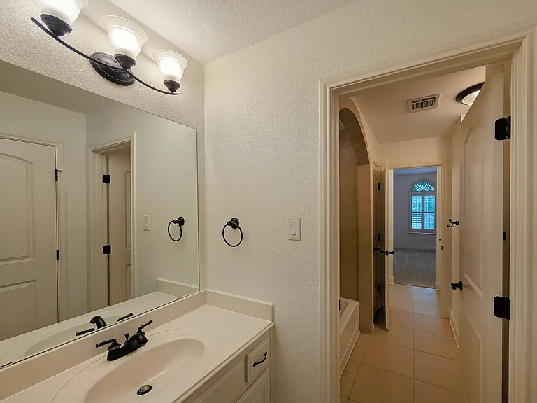 2416 Top Rail Ln — Photo 22