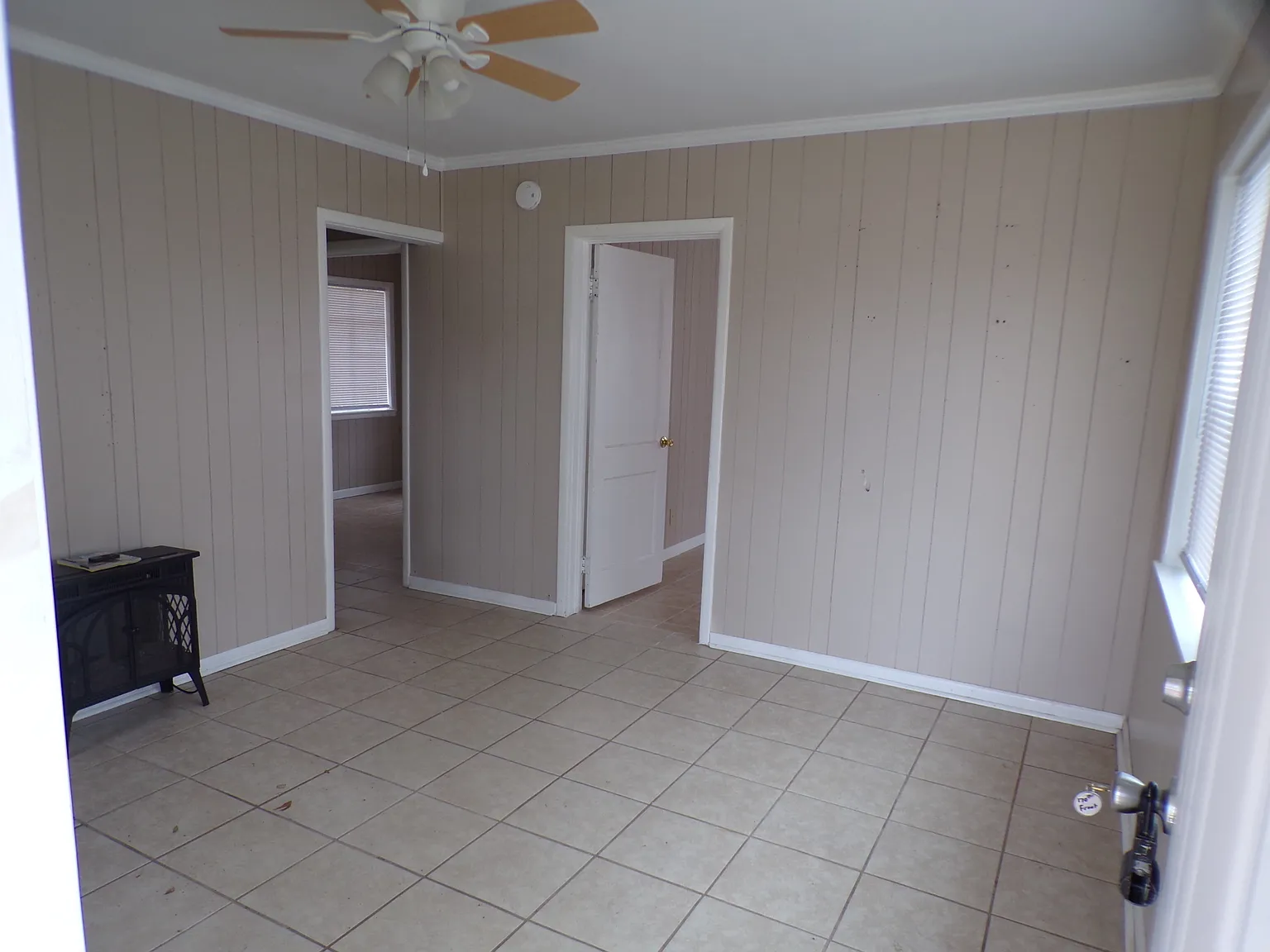 2 bed, 750 sqft, $750 — Photo 2