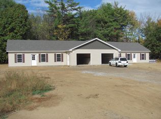 12 Welchville Commons Dr, Oxford, ME 04270