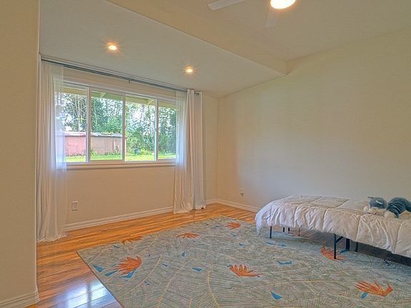 3rd image of 16-1891 37th Ave