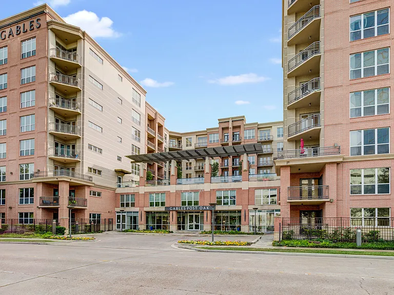 Hollings Post Oak — Photo 31