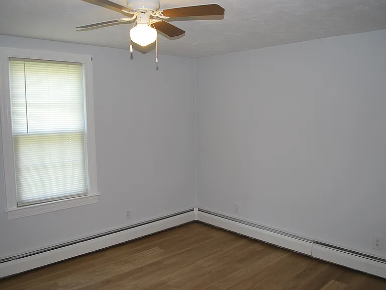 316 Rollstone Rd #B — Photo 7