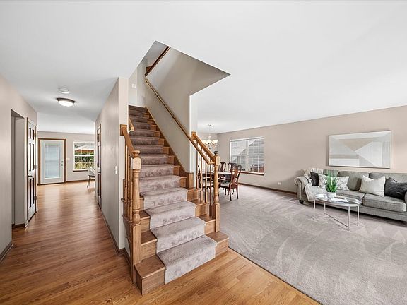 2nd image of 3423 Interlochen Ln