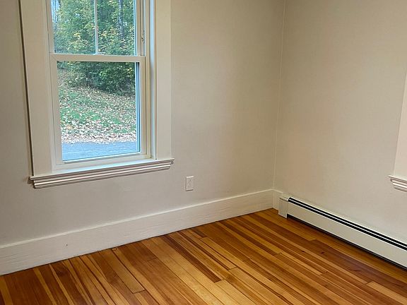 5th image of 72 Cumberland St #1
