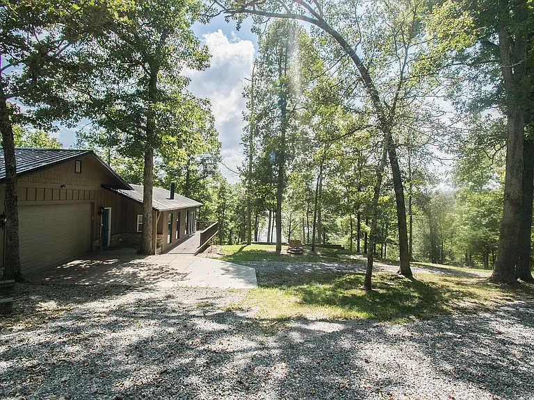 22690 Clifty Shores Rd — Photo 3
