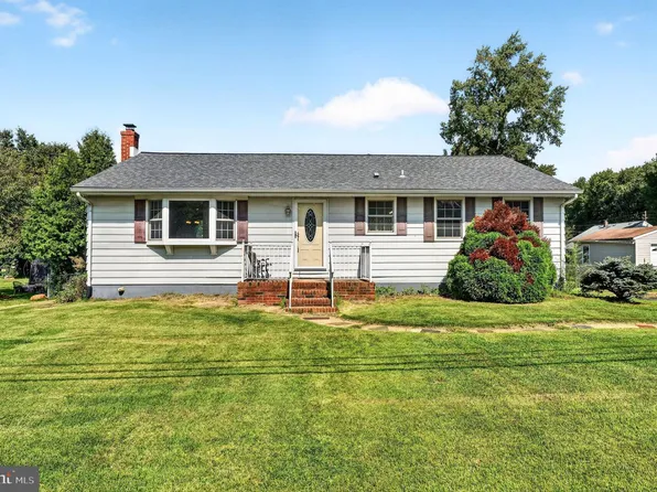 308 2nd St, Bordentown, NJ 08505