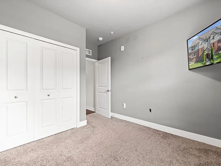 Flagstaff Pines Dr — Photo 5