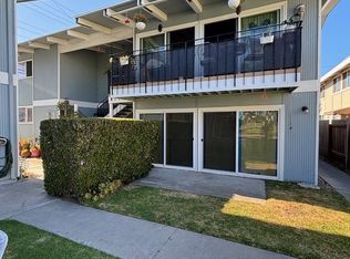 5502 Fernhill Cir #B, Huntington Beach, CA 92649