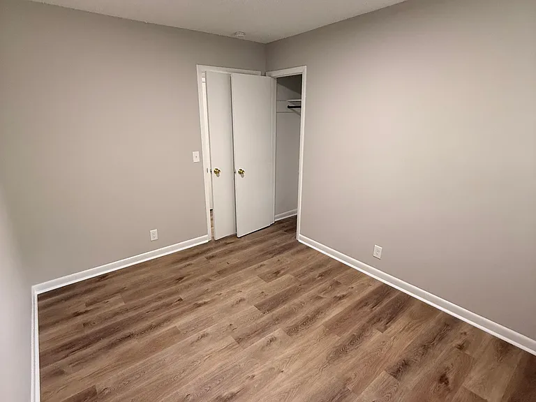 4923 Barella Dr — Photo 9