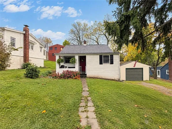 2925 Idaho Ave, Bethel Park, PA 15102