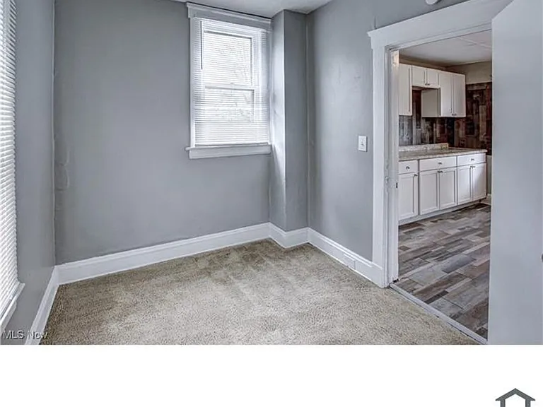 5806 Bonna Ave #UP — Photo 3