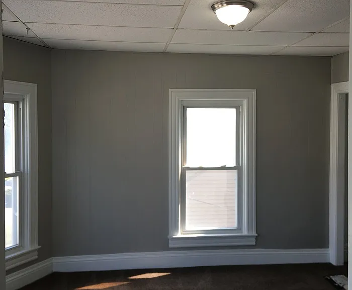 306 Flower Ave E — Photo 30