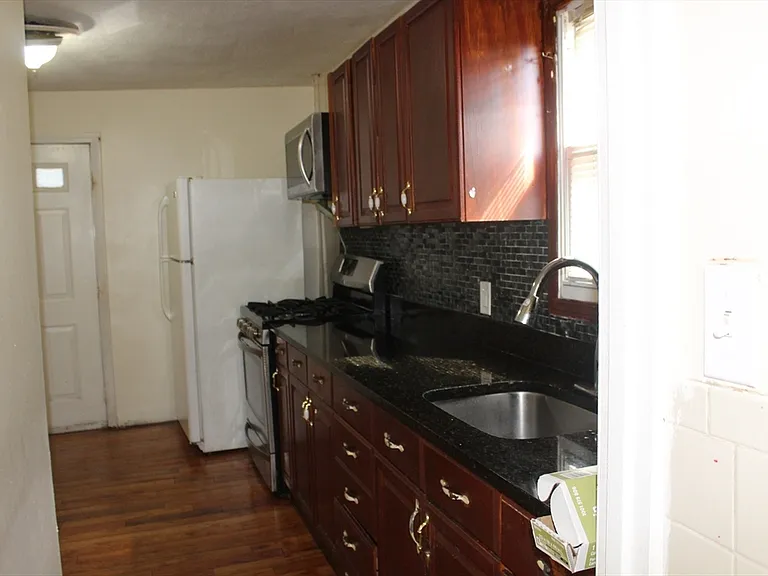 38 Fiske Ave #1 — Photo 5