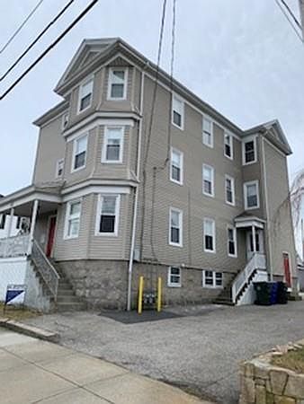 2nd image of 493 King Philip St