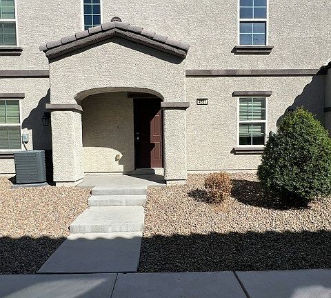 2nd image of 4561 Woolcomber St