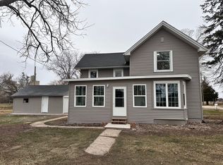 218 N West St, Earlville, IL 60518