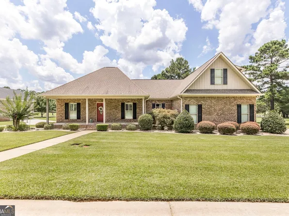 59 River Ridge Dr, Hawkinsville, GA 31036