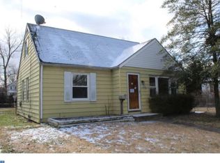 236 Austin Ave, Barrington, NJ 08007