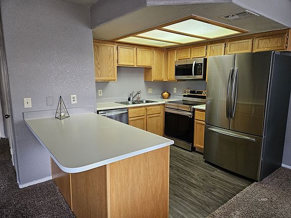 3rd image of 877 Mesquite Springs Dr #202