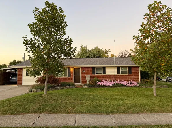 200 Crosswell Ave, Brookville, OH 45309