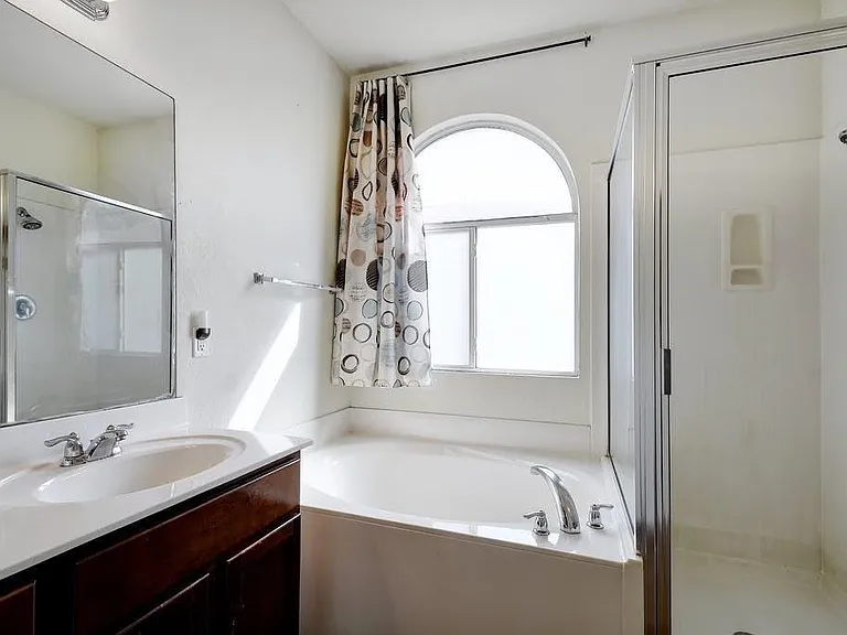 2234 Lakeline Dr — Photo 14