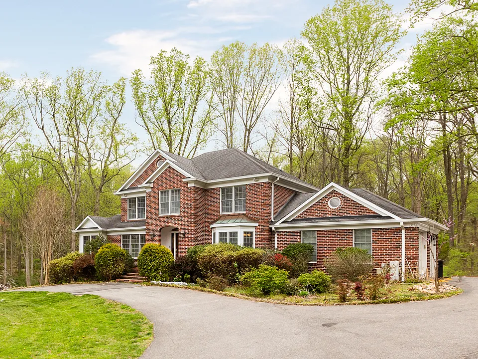 13576 Highland Rd